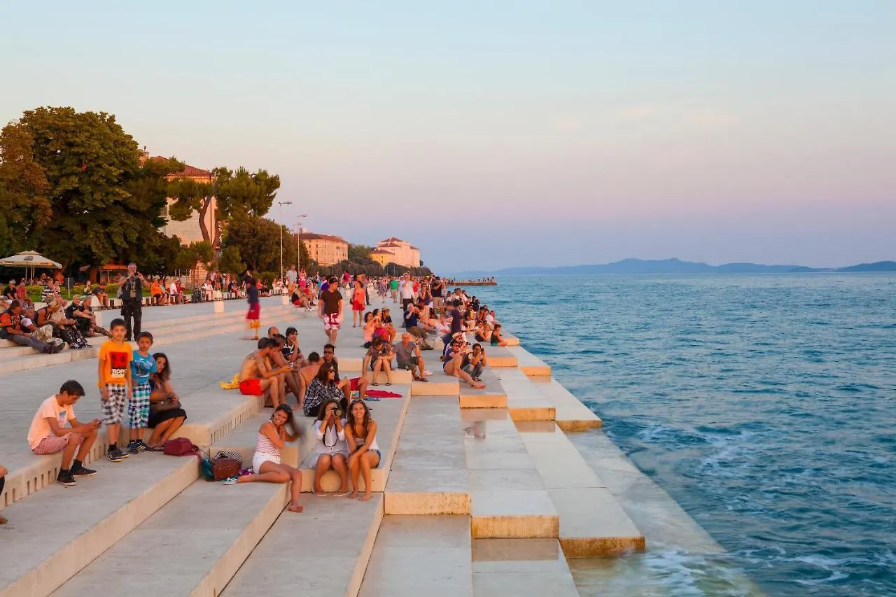 Donata Apartments Zadar 0*,